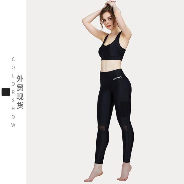 women's yoga capris exercise fitness large quick drying two piece suit, Gray 
women's yoga capris exercise fitness large quick drying two piece suit, Gray