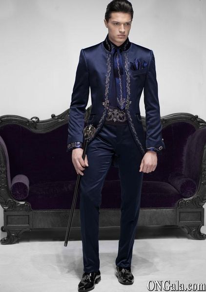 men's suits & blazers 2021 latest coat pant designs navy blue embroidery satin man suit italian stand collar custom made 2 pieces tuxed, White;black
men's suits & blazers 2021 latest coat pant designs navy blue embroidery satin man suit italian stand collar custom made 2 pieces tuxed, White;black