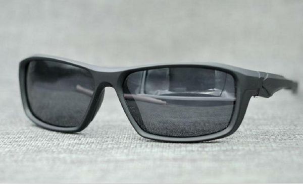 factory women m- sports very riding polarized 412 quality sunglasses frame price ok with metal case fishing sunglass men, White;black
factory women m- sports very riding polarized 412 quality sunglasses frame price ok with metal case fishing sunglass men, White;black
