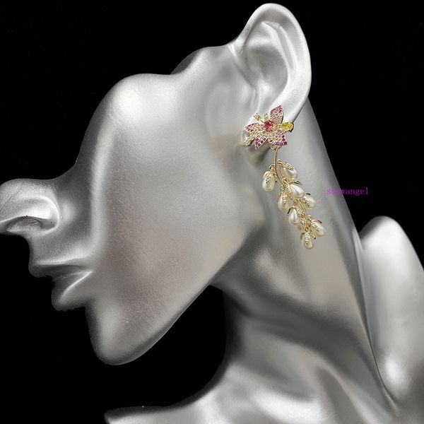 colored flower pearl tassel earrings earrings french romantic long 925 silver needle micro-inlaid colored zirconium two wear
colored flower pearl tassel earrings earrings french romantic long 925 silver needle micro-inlaid colored zirconium two wear