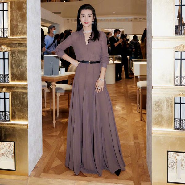 2021 spring long sleeve v neck milan runway dress designer dress brand same style dress 12.14-9, Black
2021 spring long sleeve v neck milan runway dress designer dress brand same style dress 12.14-9, Black