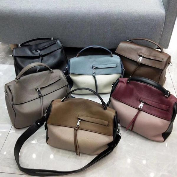 shoulder bags business genuine leather designers women handle girls designer mochila female crossbody
shoulder bags business genuine leather designers women handle girls designer mochila female crossbody