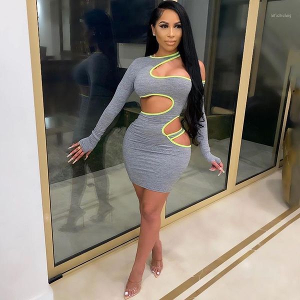 2020 new hollow out dress women autumn long sleeve bodycon mini dress party club vintage pencil feamle1, Black;gray
2020 new hollow out dress women autumn long sleeve bodycon mini dress party club vintage pencil feamle1, Black;gray