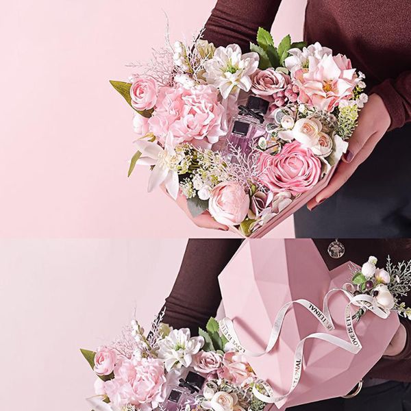 gift wrap high-end birthday diamond heart shape flower box rose gold color inner packaging
gift wrap high-end birthday diamond heart shape flower box rose gold color inner packaging