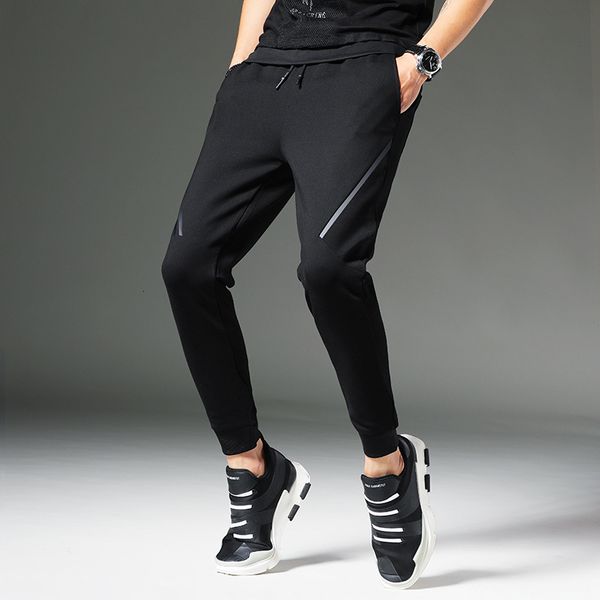 autumn and winter 2020 long casual slim sportswear men's korean fashion harem pants leggings, Black
autumn and winter 2020 long casual slim sportswear men's korean fashion harem pants leggings, Black