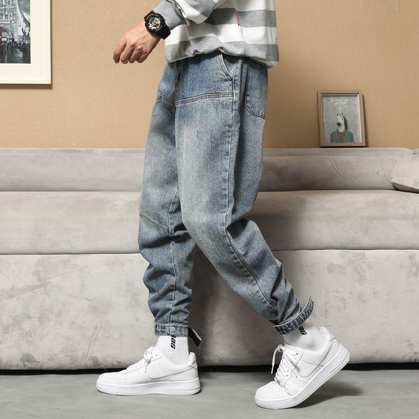 2021 new fashion streetwear men jeans loose fit retro blue big pocket casual cotton denim cargo pants wide leg trousers hip hop joggers gxp6
2021 new fashion streetwear men jeans loose fit retro blue big pocket casual cotton denim cargo pants wide leg trousers hip hop joggers gxp6