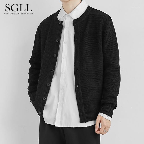 korean style man sweaters casual loose winter knitted cardigan crewneck fashion man sweaters pull hiver men's clothing db60my1, White;black
korean style man sweaters casual loose winter knitted cardigan crewneck fashion man sweaters pull hiver men's clothing db60my1, White;black