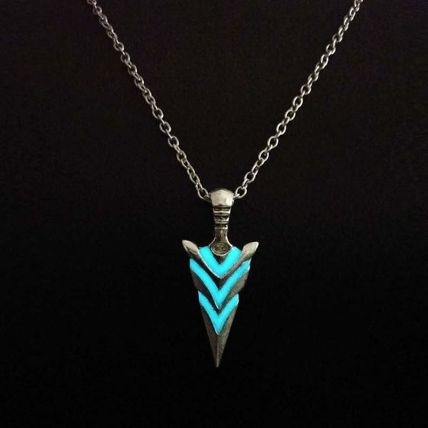 pendant necklaces 2021 luminous arrow necklace glow in the dark retro men classic punk alloy fluorescent jewelry gifts, Silver
pendant necklaces 2021 luminous arrow necklace glow in the dark retro men classic punk alloy fluorescent jewelry gifts, Silver