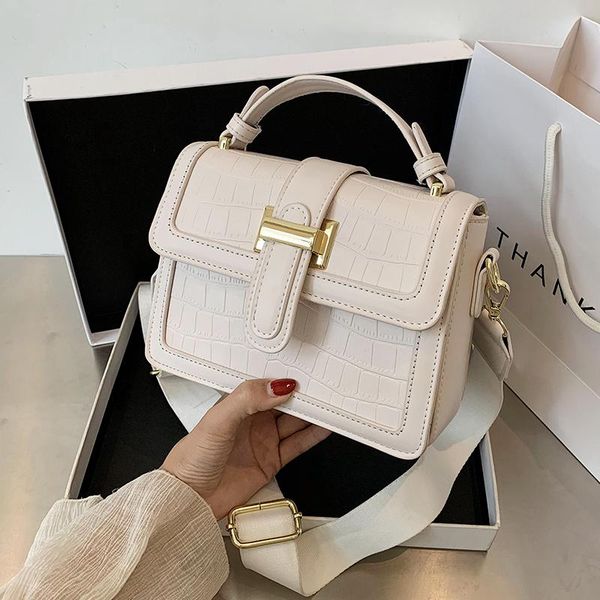 pattern small tote bag 2021 fashion new pu leather women's designer handbag travel shoulder messenger bag
pattern small tote bag 2021 fashion new pu leather women's designer handbag travel shoulder messenger bag