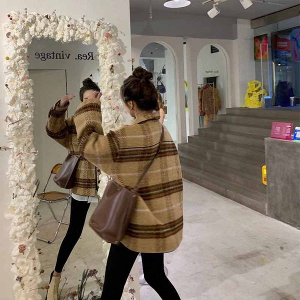 2021 new british little tweed plaid female lapel jacket breasted temperament cool thick and sweet woolen coat winter 408n, Black
2021 new british little tweed plaid female lapel jacket breasted temperament cool thick and sweet woolen coat winter 408n, Black