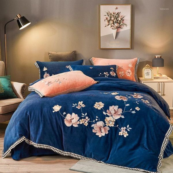 new milk cashmer bedding sets embroidery bed linen duvet cover bed sheet pillowcase/bed sets twin king size 4pcs1
new milk cashmer bedding sets embroidery bed linen duvet cover bed sheet pillowcase/bed sets twin king size 4pcs1
