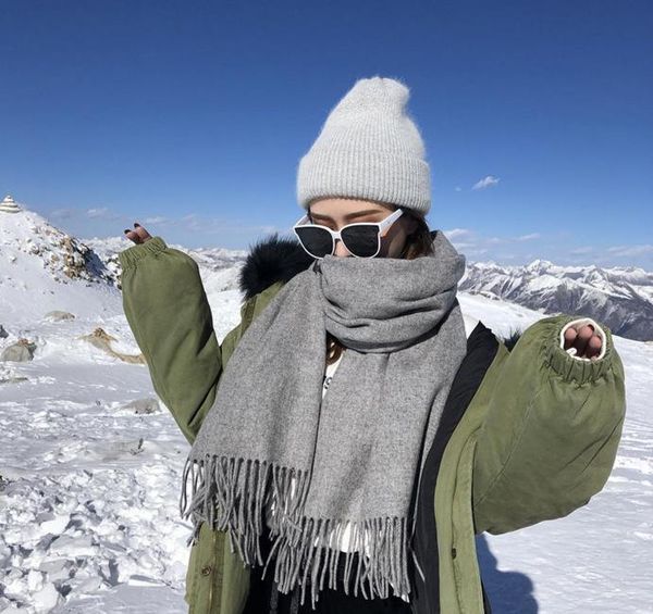 2021 wool scarfs winter luxury 100% cashmere scarf men and women designer classic big plaid scarves pashmina infinity scarfs, Blue;gray
2021 wool scarfs winter luxury 100% cashmere scarf men and women designer classic big plaid scarves pashmina infinity scarfs, Blue;gray