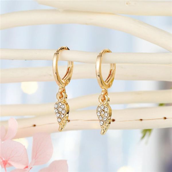 1pair minimalist star heart mini small hoop earrings for women cute chic gold color crystal angel wing stud earrings jewelry, Golden;silver
1pair minimalist star heart mini small hoop earrings for women cute chic gold color crystal angel wing stud earrings jewelry, Golden;silver