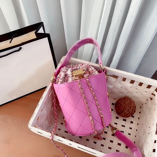 2022 fashion women's bucket bag designer women mens tote pocket bags woolen patchwork leather handbags shoulder bags totes bags lady pu
2022 fashion women's bucket bag designer women mens tote pocket bags woolen patchwork leather handbags shoulder bags totes bags lady pu