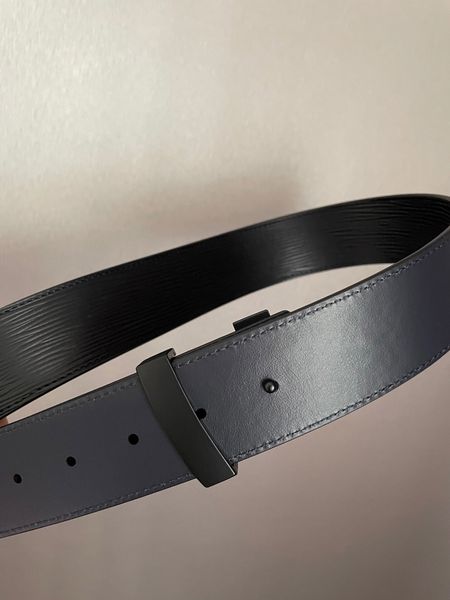new black water ripple genuinle leather men belt with box fashion big reversible buckle men belts men designers belts m9229, Black;brown
new black water ripple genuinle leather men belt with box fashion big reversible buckle men belts men designers belts m9229, Black;brown