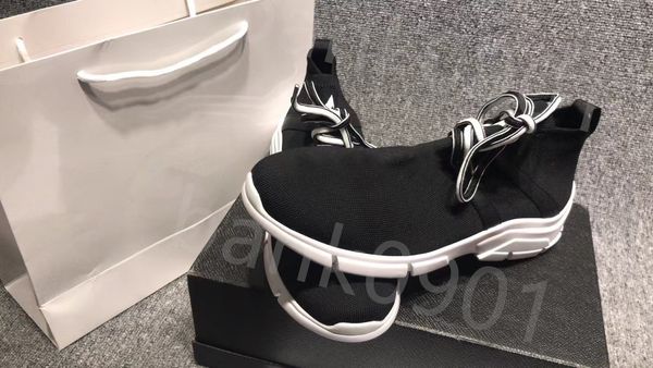 luxury designer shoes patent leather right triangle woman sneakers wholesaler price genuine leathers black canvas trainers with dustbag size
luxury designer shoes patent leather right triangle woman sneakers wholesaler price genuine leathers black canvas trainers with dustbag size