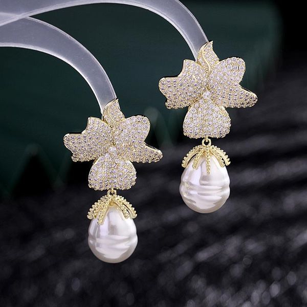 Exaggerated Earrings For Women XUYE Fashion Temperament Wedding Party Earings 2021 New Luxury Baroque Pearl Dangle Jewelry, Silver
Exaggerated Earrings For Women XUYE Fashion Temperament Wedding Party Earings 2021 New Luxury Baroque Pearl Dangle Jewelry, Silver