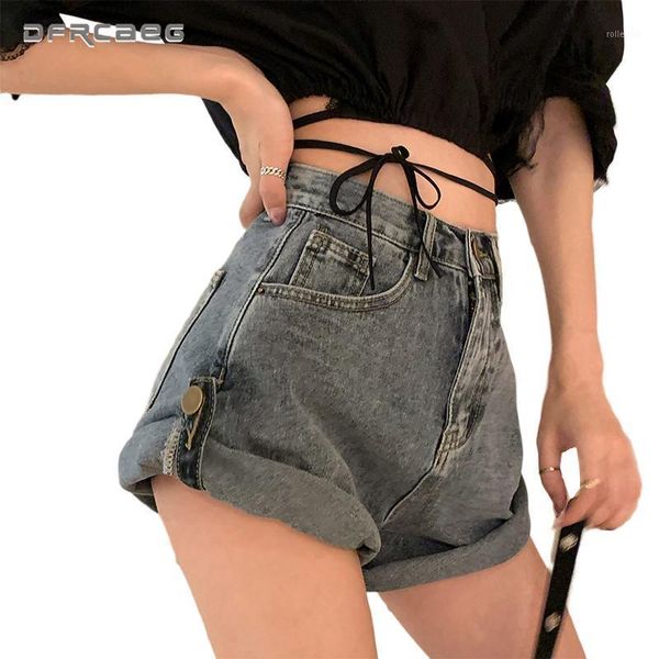 two ways to wear summer denim shorts crimping 2021 streetwear loose vintage ladies half knee lengh short jeans feminino1, White;black
two ways to wear summer denim shorts crimping 2021 streetwear loose vintage ladies half knee lengh short jeans feminino1, White;black