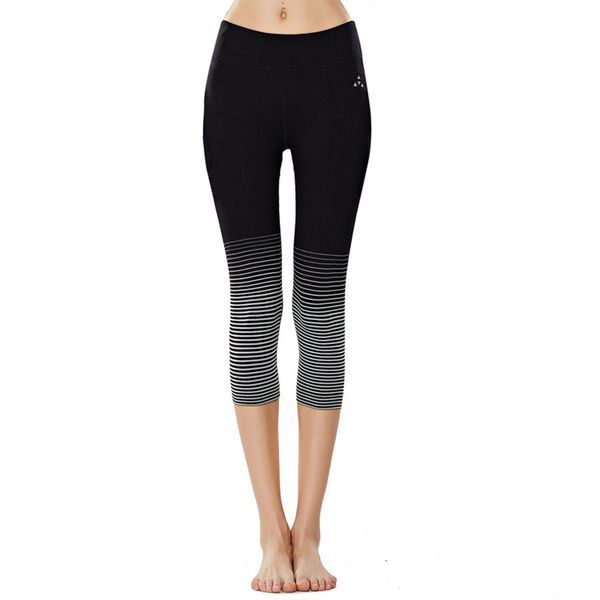 yoga pants for women new nylon and spandex striped fitness yoga pants are available in two colors, Black;white
yoga pants for women new nylon and spandex striped fitness yoga pants are available in two colors, Black;white