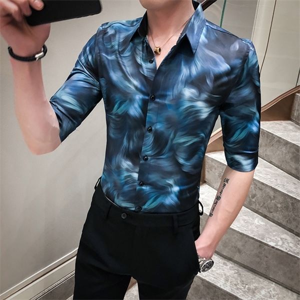 casual quality high men shirt slim fit short sleeve dress shirts 2020 summer streetwear social nightclub blusa camisa masculina c1212, White;black
casual quality high men shirt slim fit short sleeve dress shirts 2020 summer streetwear social nightclub blusa camisa masculina c1212, White;black