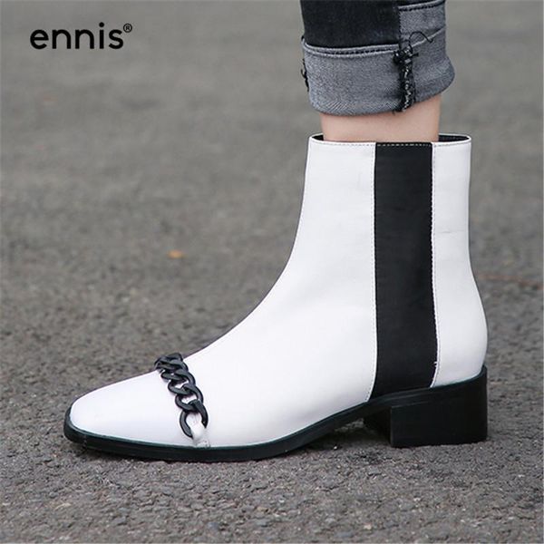 ennis 2020 women designer boots white genuine leather flat boots round toe fashion ankle chain black autumn shoes a9132
ennis 2020 women designer boots white genuine leather flat boots round toe fashion ankle chain black autumn shoes a9132