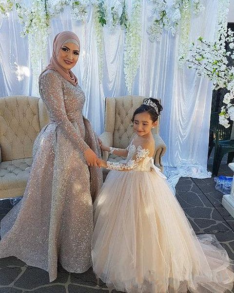 flower girls dresses lace spaghetti formal kids wear for party toddler gowns little kids wedding party formal wear, White;blue
flower girls dresses lace spaghetti formal kids wear for party toddler gowns little kids wedding party formal wear, White;blue