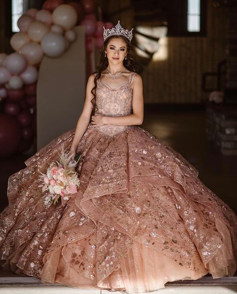 rose gold luxury quinceanera dresses 2021 sequins lace beads sleeveless glitter party princess sweet 16 ball gown dress vestidos de 15 años, Blue;red
rose gold luxury quinceanera dresses 2021 sequins lace beads sleeveless glitter party princess sweet 16 ball gown dress vestidos de 15 años, Blue;red