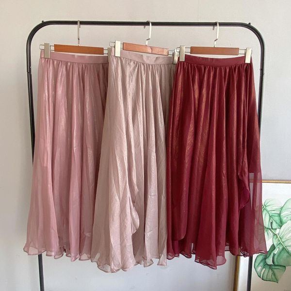 2020 fall/winter new mermaid ji shining bronzing super fairy irregular wave edge solid color half skirt, Black
2020 fall/winter new mermaid ji shining bronzing super fairy irregular wave edge solid color half skirt, Black