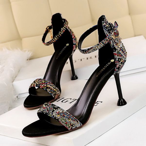 2021 new european and retro-summer high-heeled shoes heels open field strass cloth sandals zrjl, Black
2021 new european and retro-summer high-heeled shoes heels open field strass cloth sandals zrjl, Black