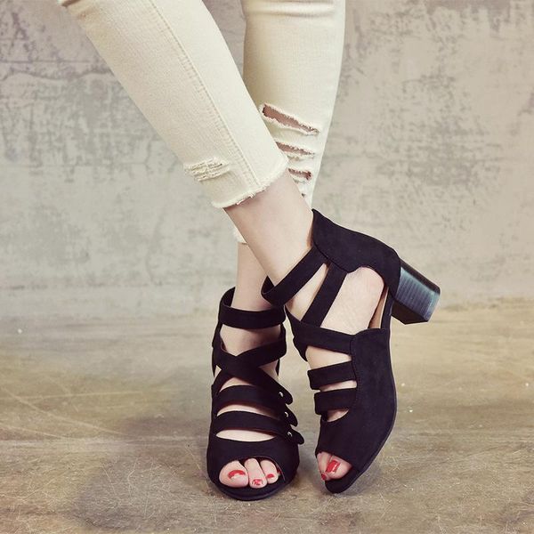2020 spring and summer new large size rivet explosion models roman women's sandals gladiator casual peep toe wedding sandalias, Black
2020 spring and summer new large size rivet explosion models roman women's sandals gladiator casual peep toe wedding sandalias, Black