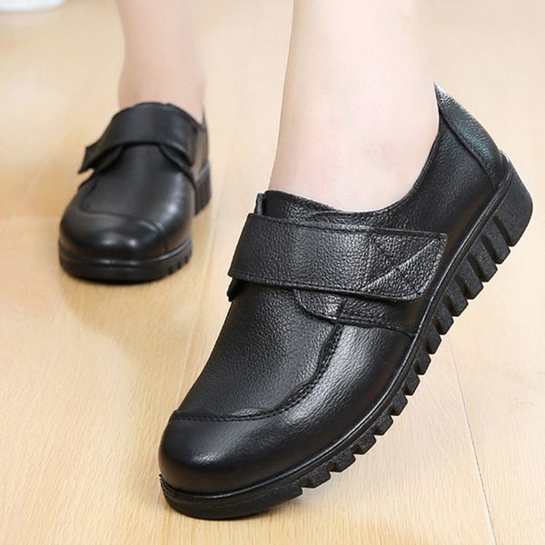 fashion ladies flats casual shoes round toe big size 35-41 sewing genuine leather shoes women sapato feminino 201128, Black
fashion ladies flats casual shoes round toe big size 35-41 sewing genuine leather shoes women sapato feminino 201128, Black