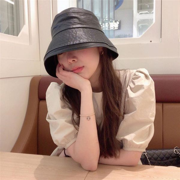 autumn and winter leather big eaves fisherman hat outdoor outing leisure fashion basin hat new designer solid color warm hat, Blue;gray
autumn and winter leather big eaves fisherman hat outdoor outing leisure fashion basin hat new designer solid color warm hat, Blue;gray