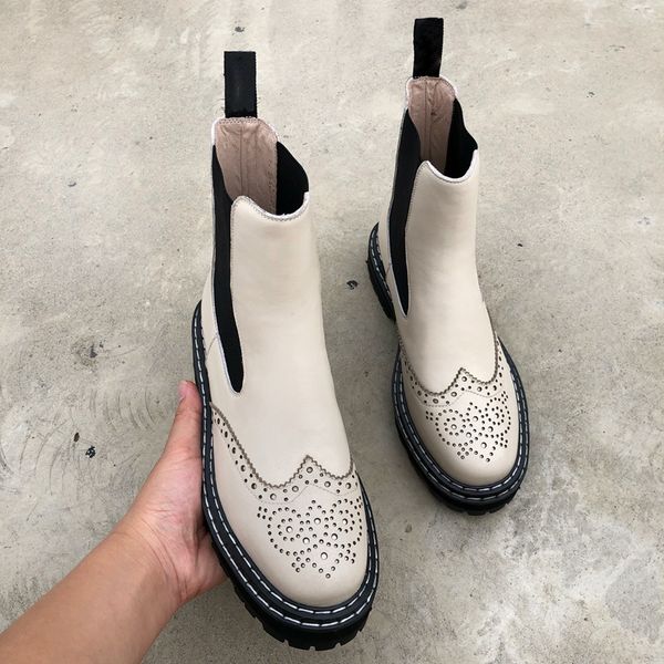 2020 flat boots women fashion genuine leather elastic ankle botas mujer shoes woman fretwork ladies short martin boots black
2020 flat boots women fashion genuine leather elastic ankle botas mujer shoes woman fretwork ladies short martin boots black
