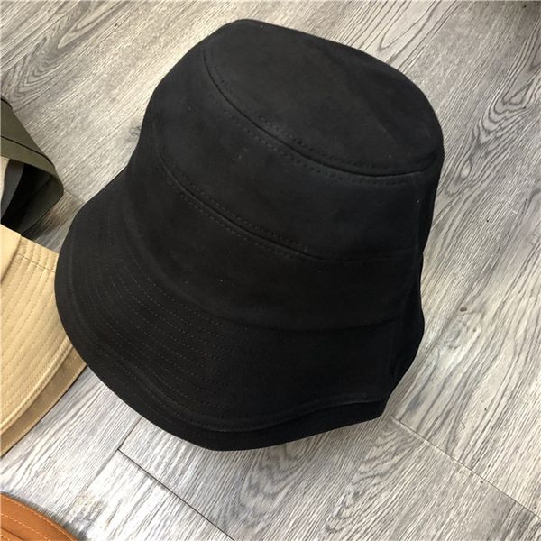 web celebrity is designed by the designer as the same fashion for women. it is simple and foldable fisherman hat for men and women, Blue;gray
web celebrity is designed by the designer as the same fashion for women. it is simple and foldable fisherman hat for men and women, Blue;gray
