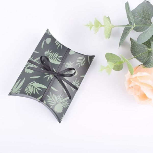 factory price shape cute wedding pillow party favor favour candy boxes pink gift paper box bags birthday supply bag
factory price shape cute wedding pillow party favor favour candy boxes pink gift paper box bags birthday supply bag