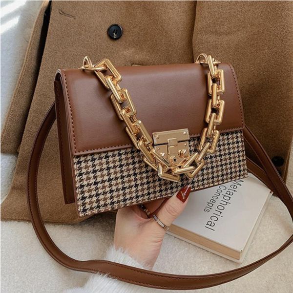 cross body luxury chain women handbag 2021 thick square tote bag pu leather designer shoulder
cross body luxury chain women handbag 2021 thick square tote bag pu leather designer shoulder