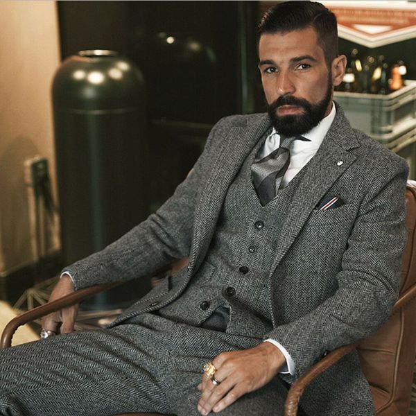 gray woollen herringbone men suits for wedding groom tuxedo 3 piece tweed custom fashion set jacket with pants waistcoat 2020 q1216, White;black
gray woollen herringbone men suits for wedding groom tuxedo 3 piece tweed custom fashion set jacket with pants waistcoat 2020 q1216, White;black