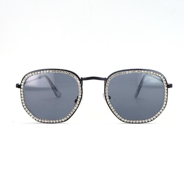 sunglasses lady round shiny diamond metal frame eyewear women rhinestone glasses fashion female shades personality est, White;black
sunglasses lady round shiny diamond metal frame eyewear women rhinestone glasses fashion female shades personality est, White;black