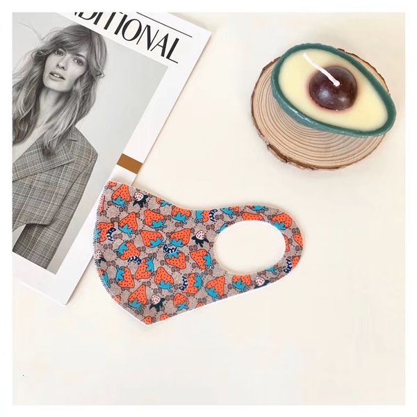 9fwjdustproof designer mask design face ultraviolet-proof protective riding cycling sports print mouth masks men and women o
9fwjdustproof designer mask design face ultraviolet-proof protective riding cycling sports print mouth masks men and women o