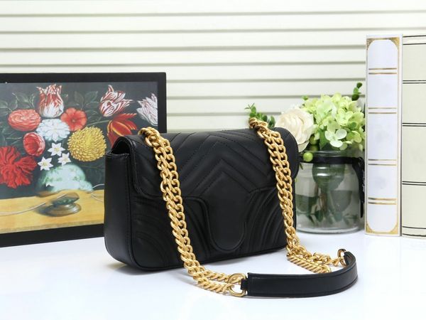 2020 new fashion handbag leather flap bag exquisite and flawless design novel trend chain lady messenger bag
2020 new fashion handbag leather flap bag exquisite and flawless design novel trend chain lady messenger bag