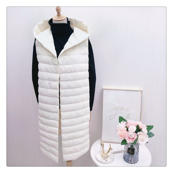 2021 new women's vest hooded ultra light vests women female down coat long sleeveless lightweight warm waistcoat 50i5, Black;white
2021 new women's vest hooded ultra light vests women female down coat long sleeveless lightweight warm waistcoat 50i5, Black;white