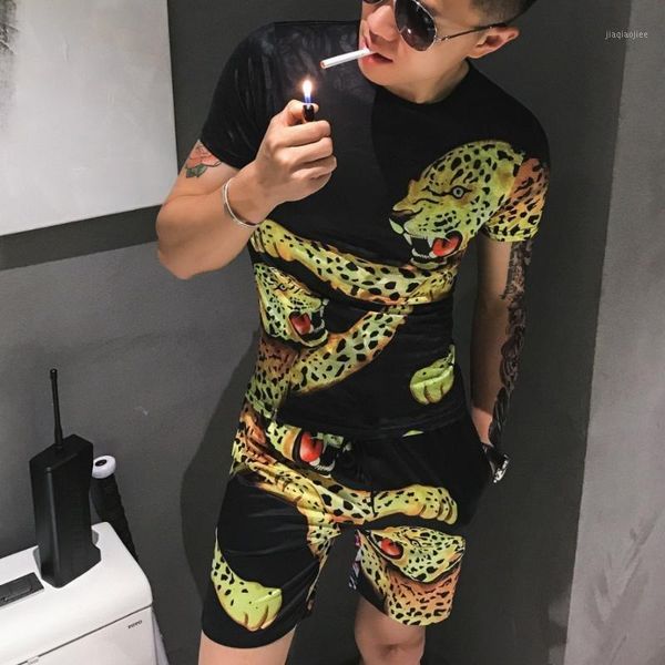 fashion new pattern leopard design pattern short sleeve t shirt suit 2-piece set summer male slim fit short+tshirt ropa hombre1, Gray 
fashion new pattern leopard design pattern short sleeve t shirt suit 2-piece set summer male slim fit short+tshirt ropa hombre1, Gray