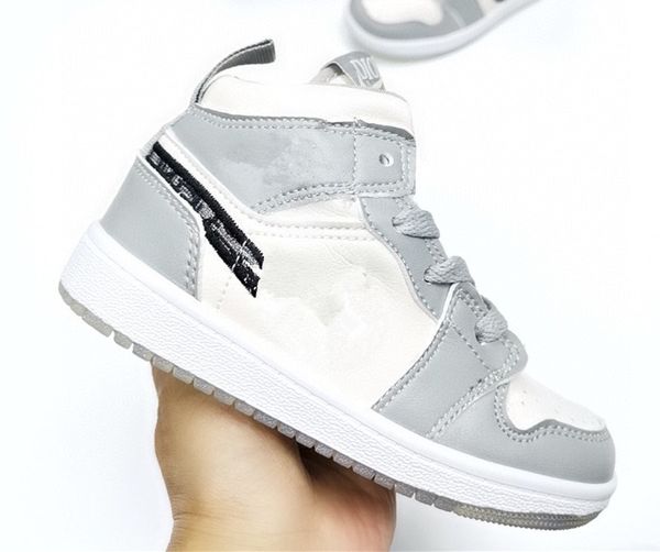 2020 new unc high og 1s kids space jam bred concord gym off basketball shoes children boy girls youth white midnight navy sneakers toddlers, Black
2020 new unc high og 1s kids space jam bred concord gym off basketball shoes children boy girls youth white midnight navy sneakers toddlers, Black