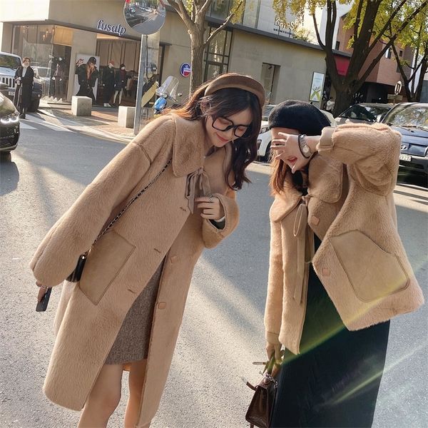mishow winter new kroean style women soild thick long sleeve fur lapel coat female plush coat mx19d8232 201031, Black
mishow winter new kroean style women soild thick long sleeve fur lapel coat female plush coat mx19d8232 201031, Black