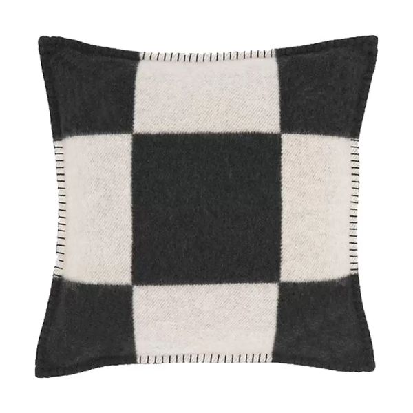 45*45cm 45*45cm cushion pillow case leisure woven jacquard cashmere nordic letter decorative pillows home warm wool pillowcases room decorat
45*45cm 45*45cm cushion pillow case leisure woven jacquard cashmere nordic letter decorative pillows home warm wool pillowcases room decorat