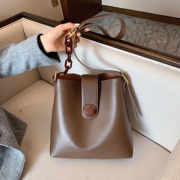 shoulder bags vintage bucket bag luxury handbag women pu leather sac de luxe femme casual solid color crossbody with wallet
shoulder bags vintage bucket bag luxury handbag women pu leather sac de luxe femme casual solid color crossbody with wallet