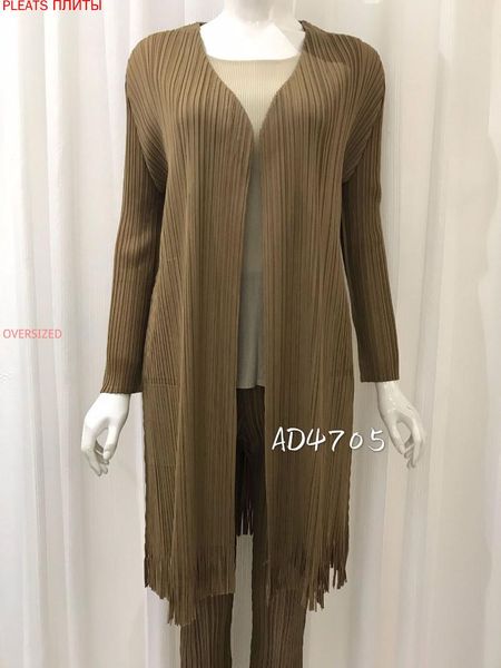 autumn and winter korean mid-length cardigan coat temperament commuting solid color fringe slim height windbreaker trench wome, Tan;black
autumn and winter korean mid-length cardigan coat temperament commuting solid color fringe slim height windbreaker trench wome, Tan;black