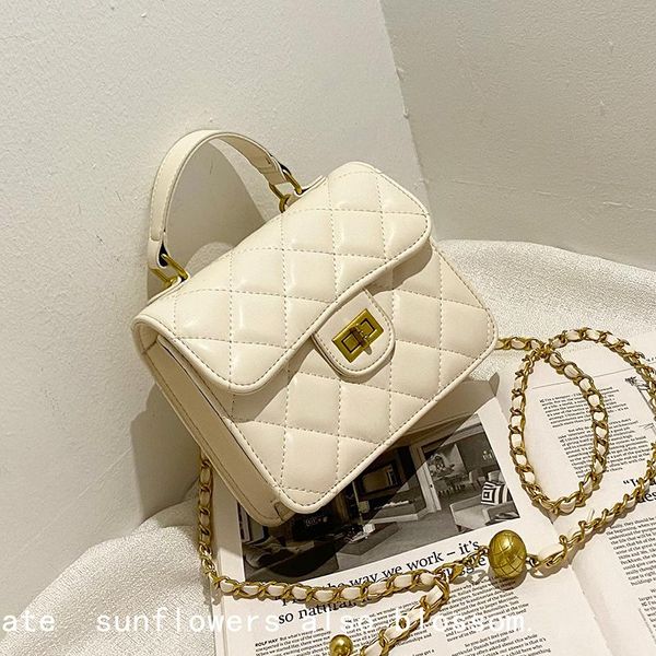 2021 vintage designer pu leather crossbody bag for women handbag and purses women shoulder purses small tote
2021 vintage designer pu leather crossbody bag for women handbag and purses women shoulder purses small tote