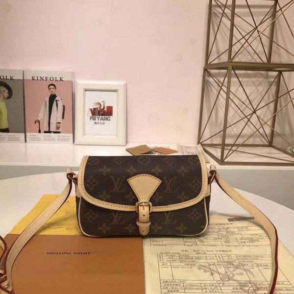 designer luxury classical handbags women shoulder handbag colors feminina clutch tote lady bags messenger bag purse shopping tote 42251
designer luxury classical handbags women shoulder handbag colors feminina clutch tote lady bags messenger bag purse shopping tote 42251