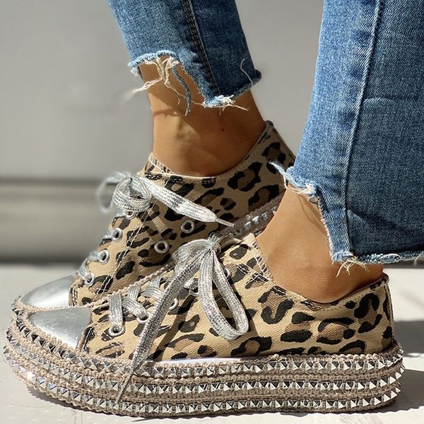 winter women sneakers rivet thick sole height increasing chunky platform vulcanized ladies loafers canvas shoes zapatos de mujer y200424, Black
winter women sneakers rivet thick sole height increasing chunky platform vulcanized ladies loafers canvas shoes zapatos de mujer y200424, Black